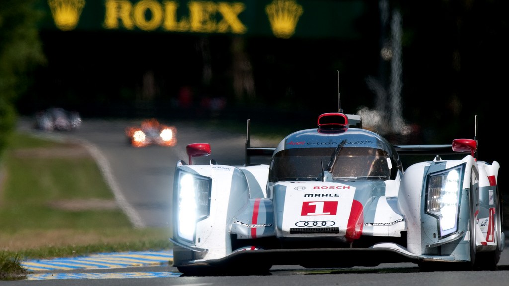 Le Mans: Historic pole for R18 Hybrid as Audi claim front row