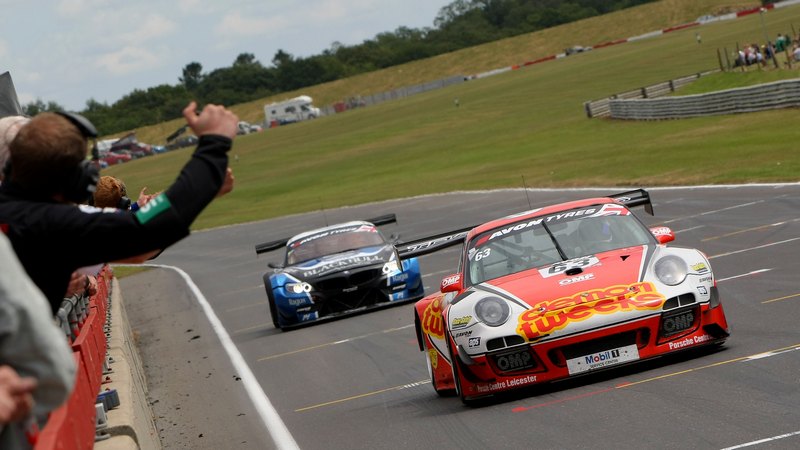 British GT: Trackspeed and Beechdean share Snetterton wins