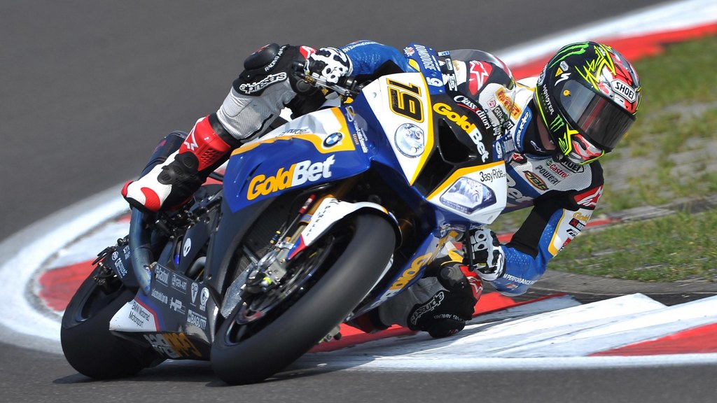 WSBK: Close battle at the Nurburgring as Chaz Davies leads opening Q1 for BMW