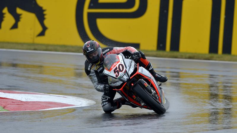 WSBK: Title hopes in sight as Guintoli narrows gap to Sykes at Magny-Cours