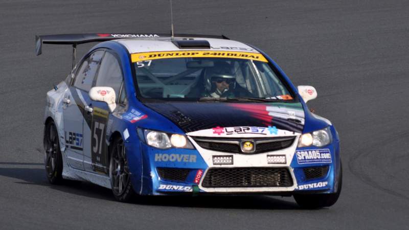 Dubai 24hr: Local teams and drivers join eighty car line up in seventh running of Dunlop Dubai 24hr