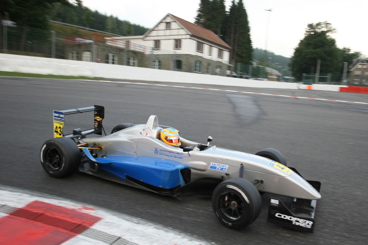 British F3: Double class win for Idafar at Spa