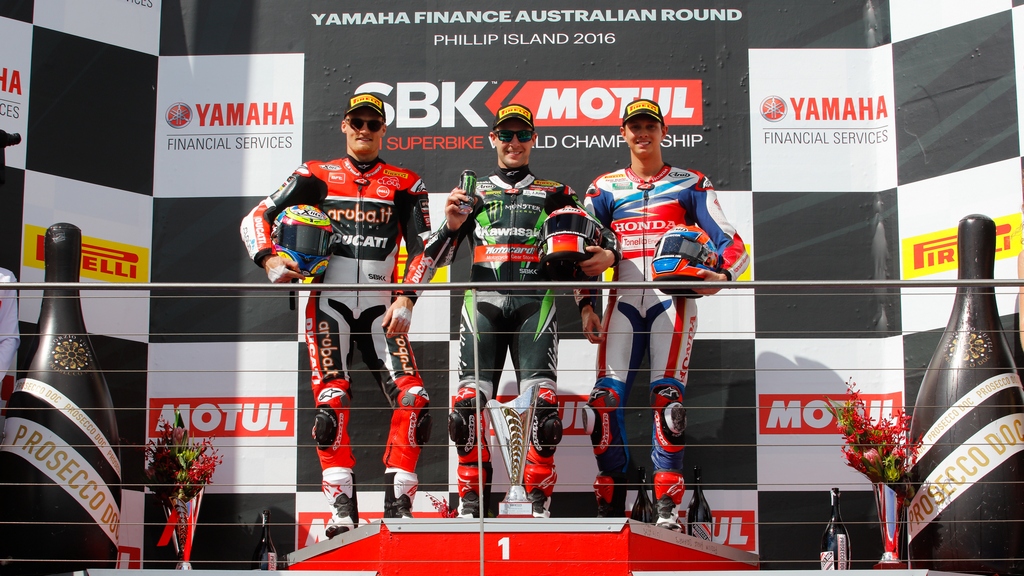WSBK: Rea scores thrilling first victory in race one for Kawasaki ZX-10R at Phillip Island