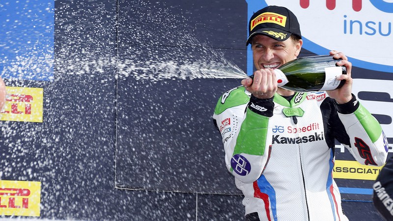 BSB: Ellison delivers his first MCE BSB double victory at Brands Hatch