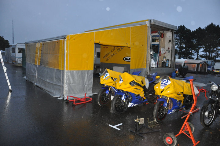 Manx GP: Dubai rider Steve Blackney competes in famous IOM TT circuit