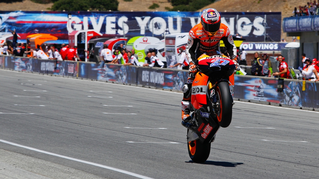 MotoGP: Stoner storms to victory at Laguna Seca